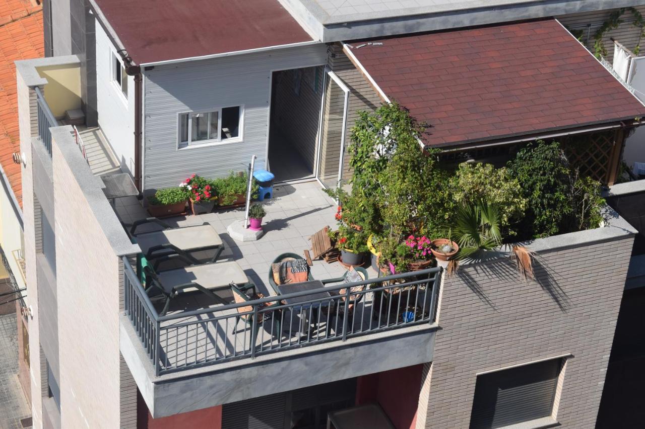 Habitacion Familiar En Un Atico Con Gran Terraza Y,Cocina ,En La Playa 부리아나 외부 사진