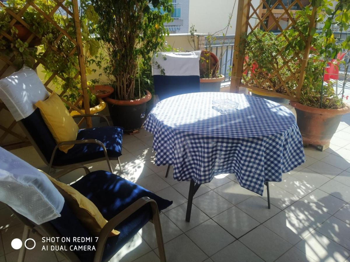 Habitacion Familiar En Un Atico Con Gran Terraza Y,Cocina ,En La Playa 부리아나 외부 사진