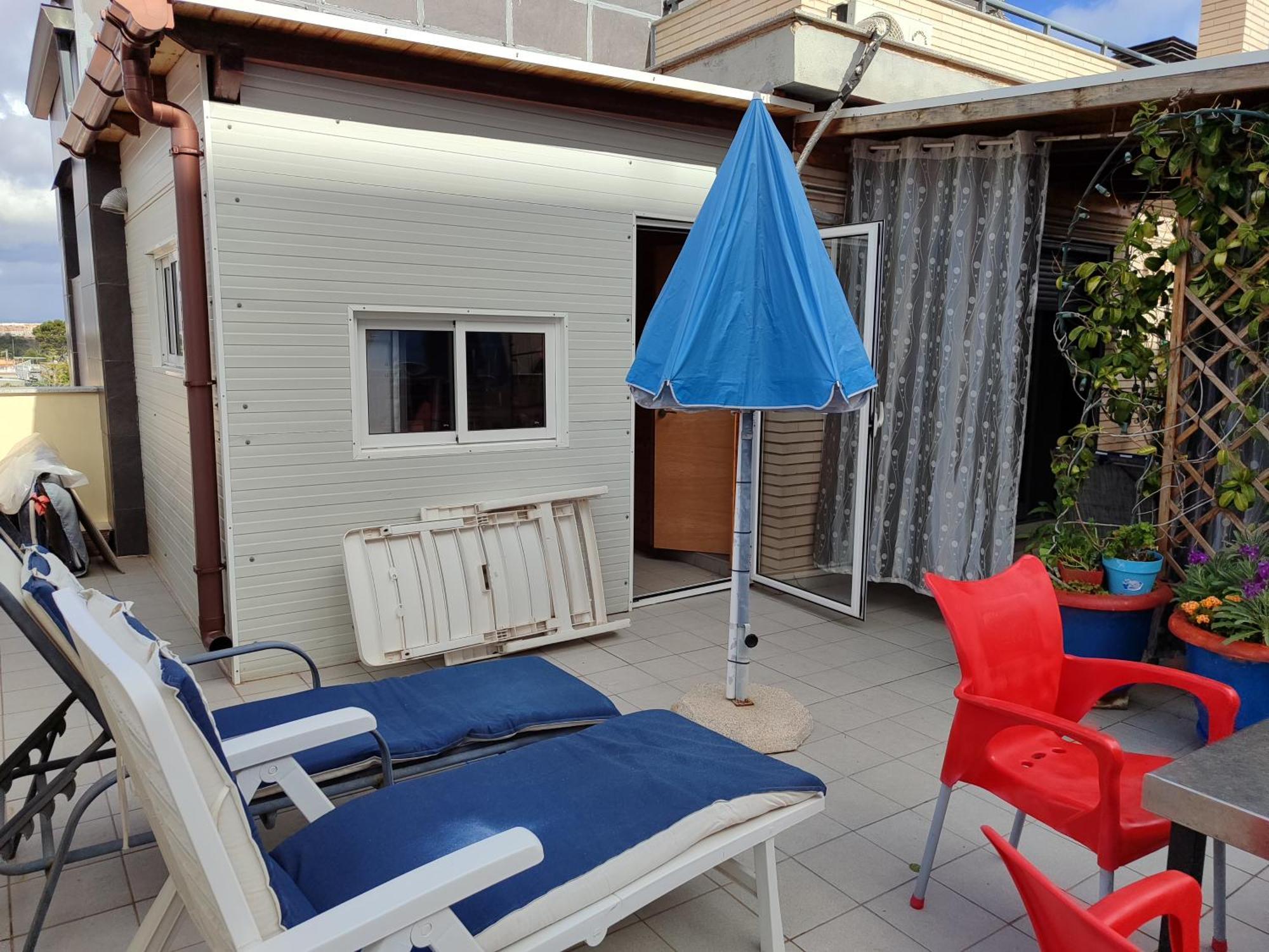 Habitacion Familiar En Un Atico Con Gran Terraza Y,Cocina ,En La Playa 부리아나 외부 사진